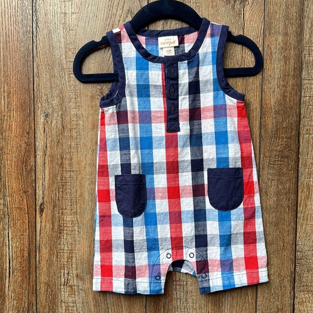 Cat and Jack, baby boy romper size 3 to 6 months